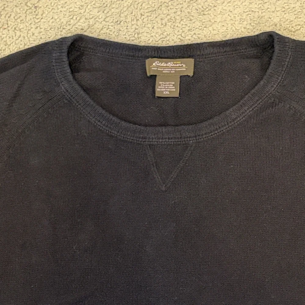 Eddie Bauer Womens Black Crewneck Sweater size 2X - Picture 2 of 7